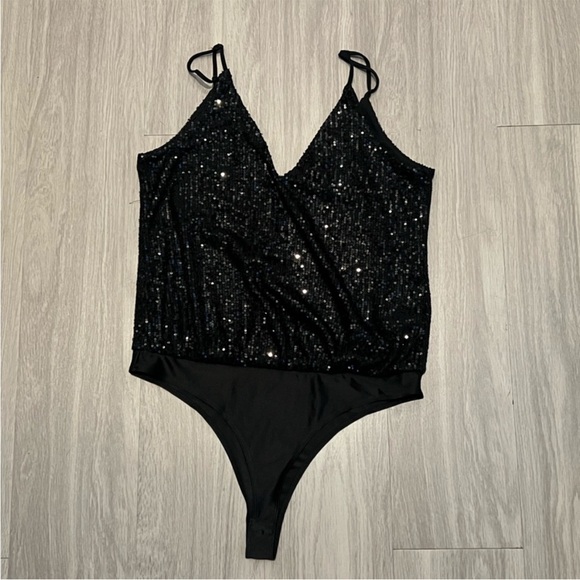 Sincerly Jules Tops - Sincerely Jules Black Sequin Bodysuit Large Sparkly Wrap Cami Party Night